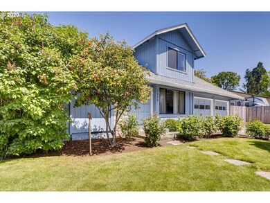 1905 Oak Dr, Newberg, OR 97132 - photo 2