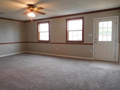 746 Elaine Rd, Columbus, OH 43213 - photo 4