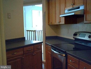 6235 Plaited Reed, Columbia, MD 21044 - photo 3