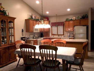 1074 Amber Ridge Dr SW unit 118, Byron Center, MI 49315 - photo 4