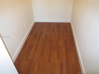 unlisted-address, Miami, FL 33128 - photo 2