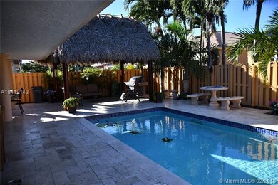 12x11 Pool and Tiki hut