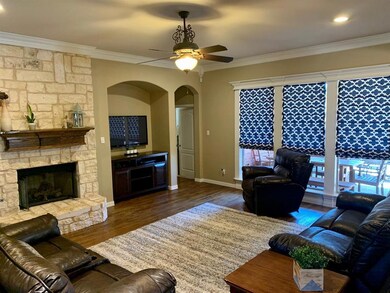 7909 Forest Point Ct, North Richland Hills, TX 76182 - photo 3