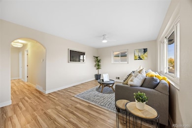 1061 Phillips Dr, Northglenn, CO 80233 - photo 3