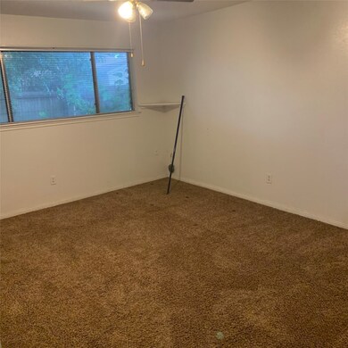 10314 Kirkdale Dr, Houston, TX 77089 - photo 5