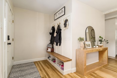 S_-_330_W_Columbus_St_-_004