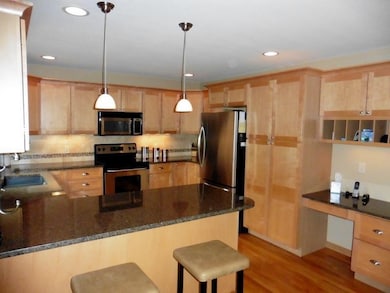 2790 Sunflower Dr, Fitchburg, WI 53711 - photo 5