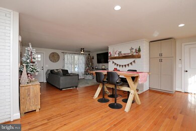 29766 Wilson Rd, Mechanicsville, MD 20659 - photo 5