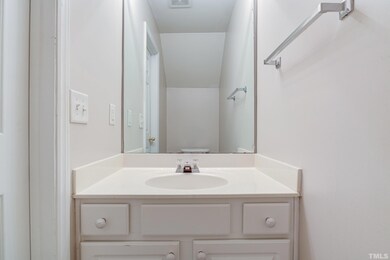 5524 Red Robin Rd, Raleigh, NC 27613 - photo 7