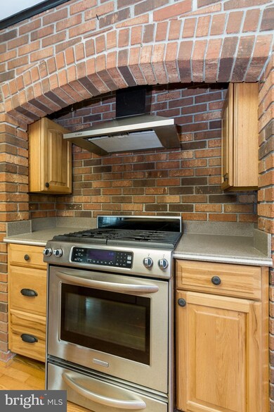 2000 Dewey Dr, Stafford, VA 22554 - photo 6