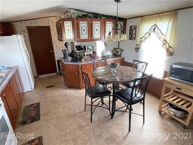 219 Muldoon Ln, Clover, SC 29710 - photo 7