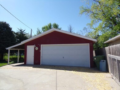 Detached Double Garage