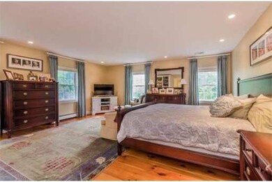 19 Waldron Ct, Marblehead, MA 01945 - photo 5