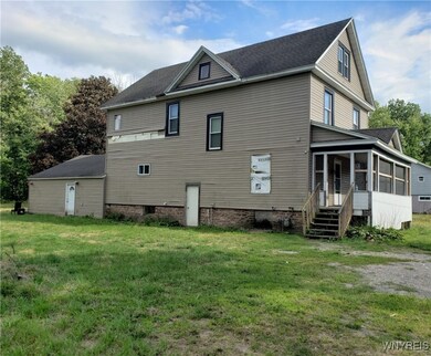 3845 N Hartland St, Middleport, NY 14105 - photo 2