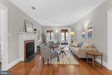 427 Pershing Dr, Silver Spring, MD 20910 - photo 6