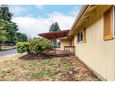 1350 Sequoia Ave, Springfield, OR 97477 - photo 4