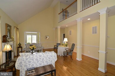 25591 Creek Run Terrace, Chantilly, VA 20152 - photo 7