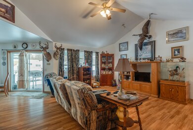 504 Parkway Dr, Alberton, MT 59820 - photo 2