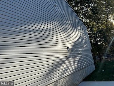 923 57th Place, Fairmount Heights, MD 20743 - photo 2