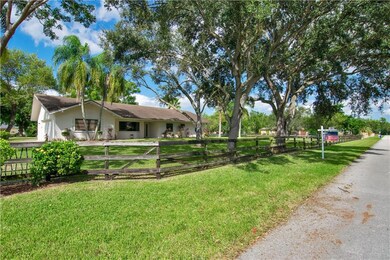 17941 SW 50th Ct, Southwest Ranches, FL 33331 - photo 3