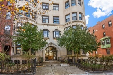 857 Beacon St unit 23, Boston, MA 02215 - photo 2