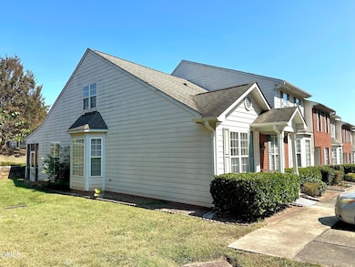 1 Signet Dr unit A17, Durham, NC 27704 - photo 2