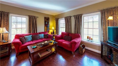 145 S Willow Brook Dr, Asheville, NC 28806 - photo 2