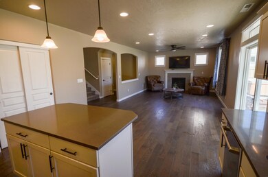 2750 SW 46th Ct, Redmond, OR 97756 - photo 5