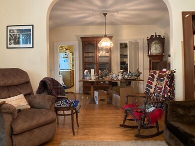 638 N Genesee St, Waukegan, IL 60085 - photo 4