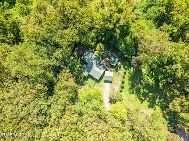 131 Longmire Cir, Rockwood, TN 37854 - photo 5