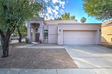 235 W Los Arboles Dr-2