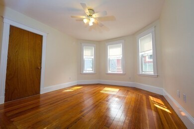 207 Lowell St unit 2, Somerville, MA 02144 - photo 6
