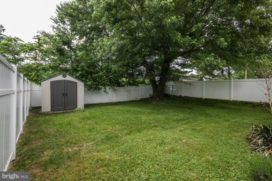 305 Linda Ave, Linthicum Heights, MD 21090 - photo 5