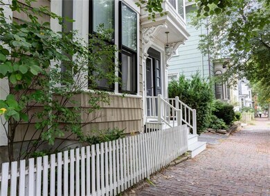 327 Spring St unit 2, Portland, ME 04102 - photo 2