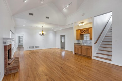 6464 Trammel Dr, Dallas, TX 75214 - photo 6