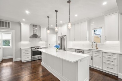 9-11 Trowbridge St unit 11, Belmont, MA 02478 - photo 2