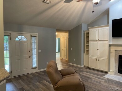 Living Room/ Front Door