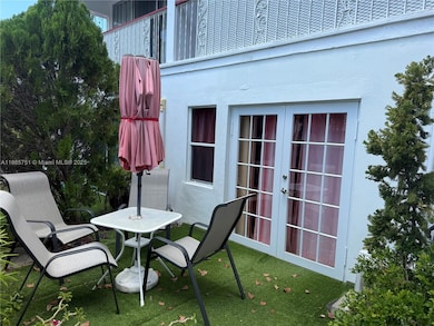 931 NE 4th St unit 2, Boca Raton, FL 33432 - photo 3