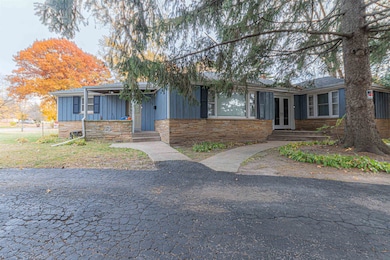 3535 Latham St, Rockford, IL 61103 - photo 5