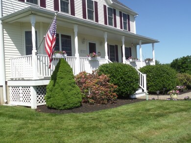 49 New Braintree Rd, North Brookfield, MA 01535 - photo 2