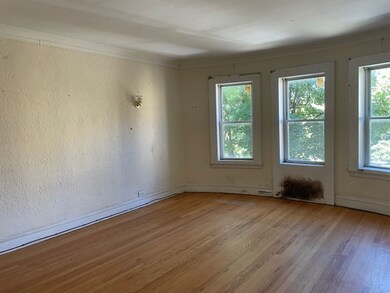 2749 W Arthur Ave unit 2, Chicago, IL 60645 - photo 2