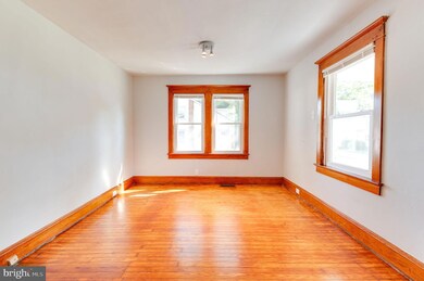 118 Spring St, Woodbury, NJ 08096 - photo 3