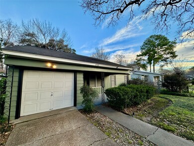 1718 Nina Lee Ln, Houston, TX 77018 - photo 3