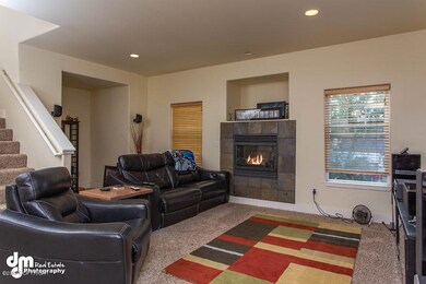Living Room 5147-SMALL