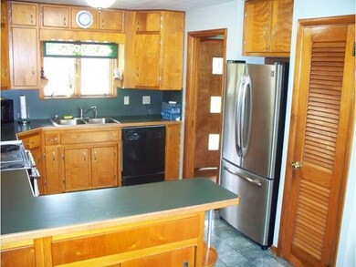 2313 Highland Rd, Anderson, IN 46012 - photo 6