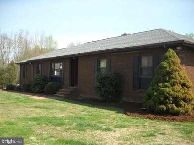 8206 Colise Ln, Spotsylvania, VA 22553 - photo 4