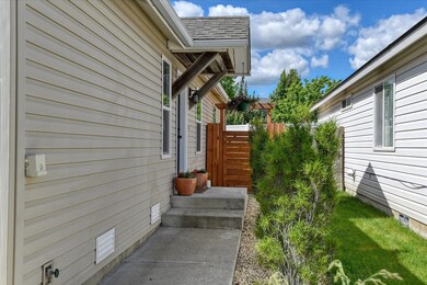 715 E Tara Lee Ave, Medical Lake, WA 99022 - photo 3