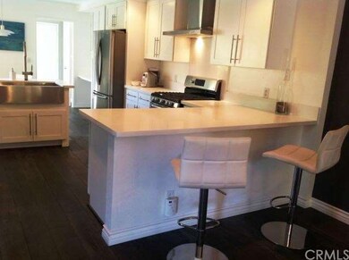 Fully remodeled gourmet kitchen, caesarstone count