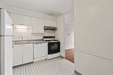 38 Main St unit 18, North Reading, MA 01864 - photo 6