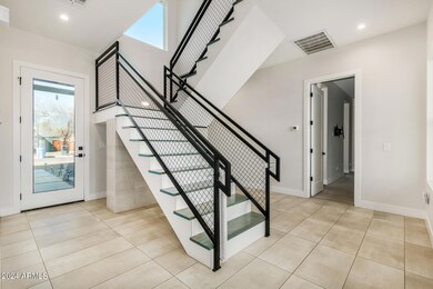 2813 N 29th Pl. 85008